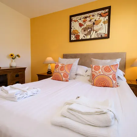 The Sands - Sea Front *