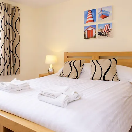 The Sands - Sea Front *