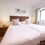The Sands - Sea Front Hotel