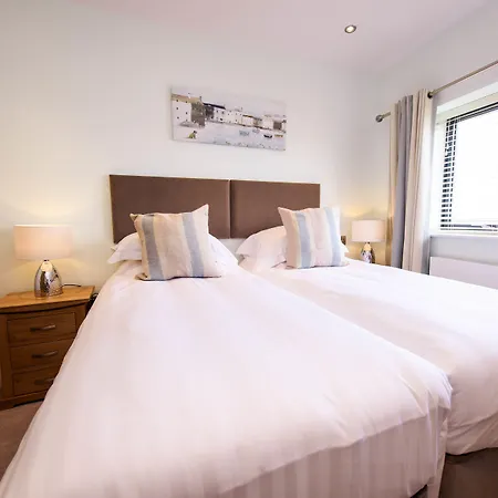 The Sands - Sea Front Hotel