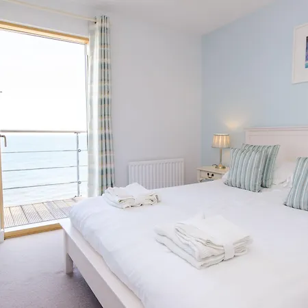 The Sands - Sea Front *