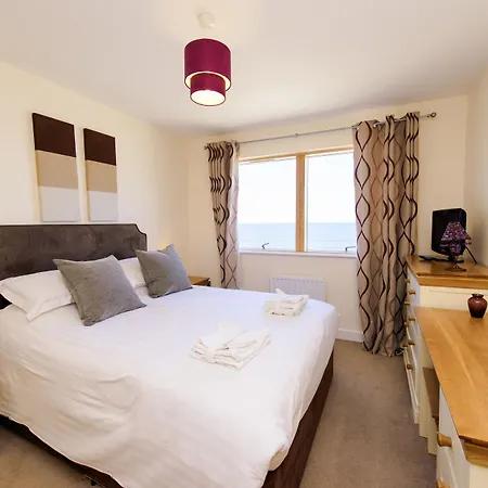 Hotel The Sands - Sea Front *