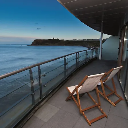 The Sands - Sea Front Hotel Scarborough