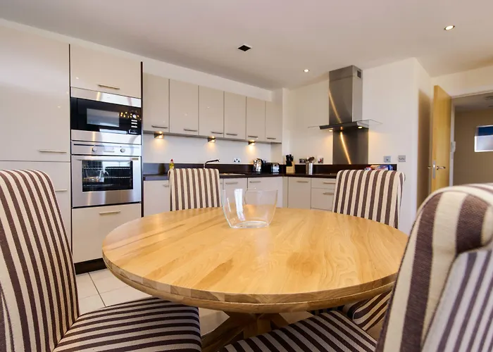 The Sands - Sea Front Hotel *