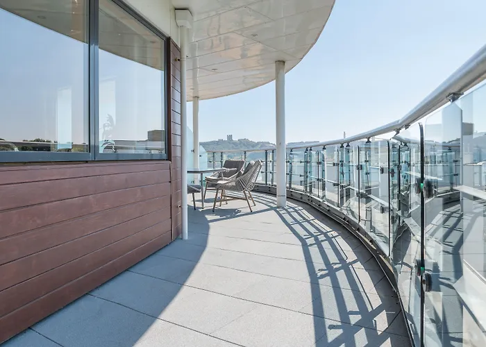 Hotel The Sands - Sea Front