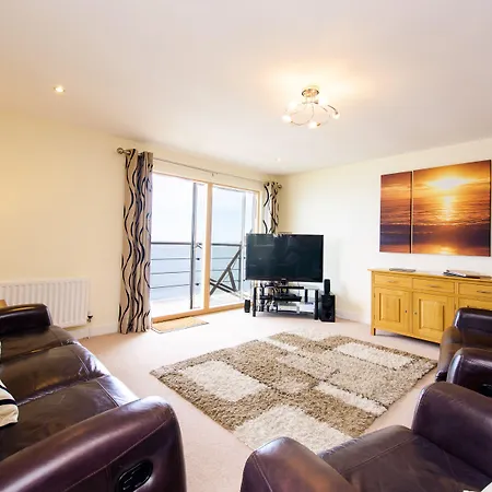 Otel The Sands - Sea Front *