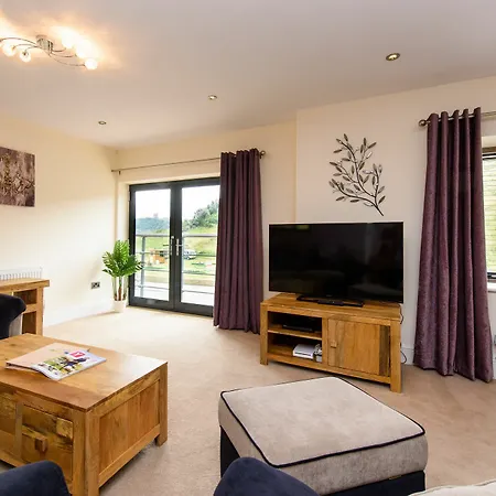 The Sands - Sea Front Apartment